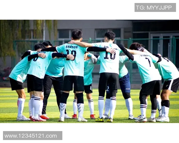 杭州足球队转型之路揭秘:从地方球队到国际舞台的崛起之旅